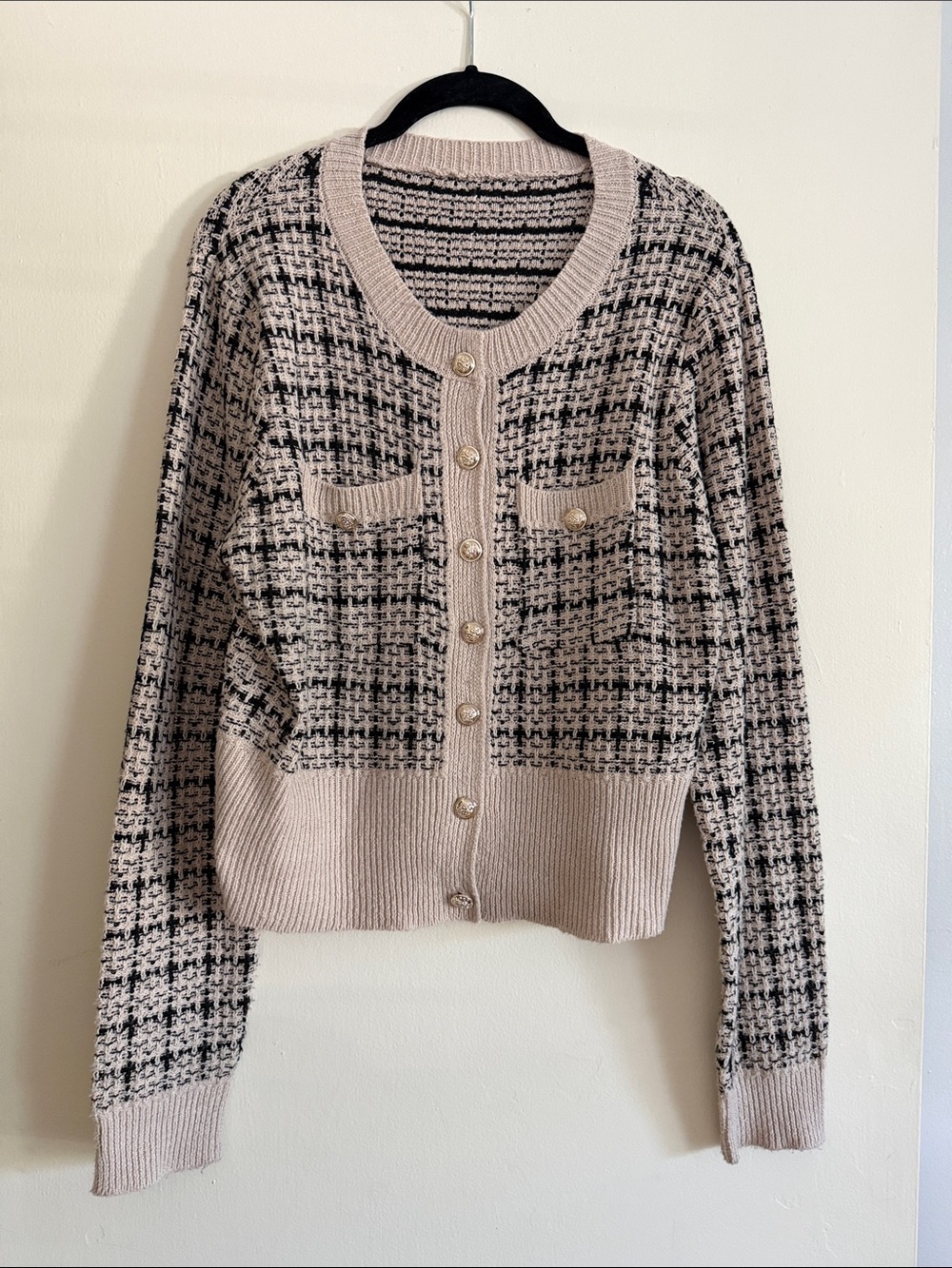 Cardigan - Picture 4 of 8